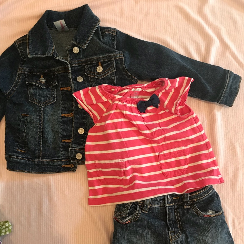 SALE 5/$10 💚 Carter's Pink Striped Shirt 18M EUC